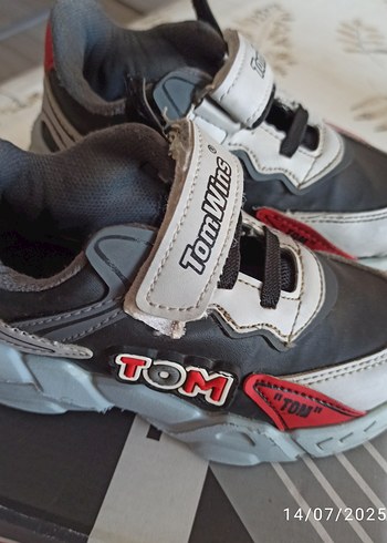 27 Beden TomWins Gri Erkek Çocuk Spor Ayakkabı