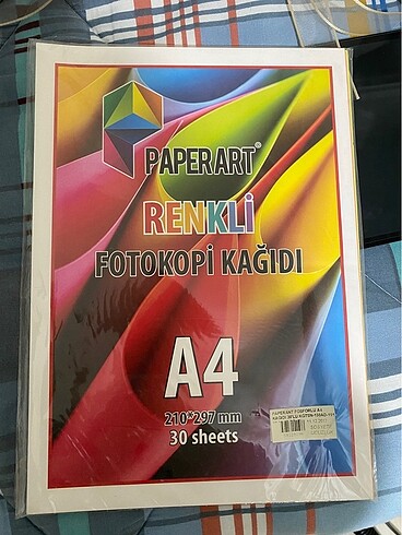Renkli A4 kağıdı ve Dosya