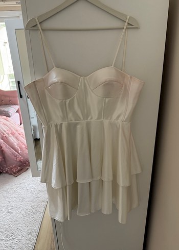 Kadın Beyaz askılı Mini Mezuniyet Elbisesi - Görsel 3