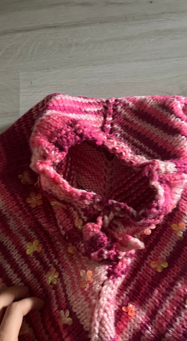 Nakışlı Pembe Kız Çocuk Örgü Pelerin - Görsel 2