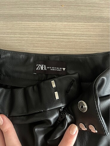 Zara Zara deri şort