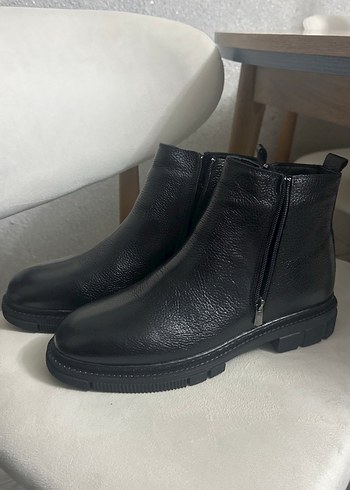 Siyah Deri Fermuarlı Stiletto Topuklu Bot - Görsel 7