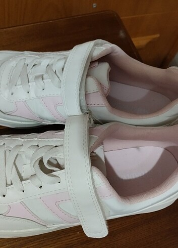 Bershka beyaz sneaker - Görsel 3