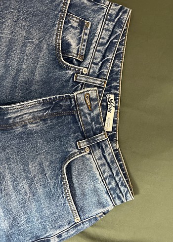 Gri Tonlarda Kadın Midi Boy Denim Jean 28/28 beden. - Görsel 3