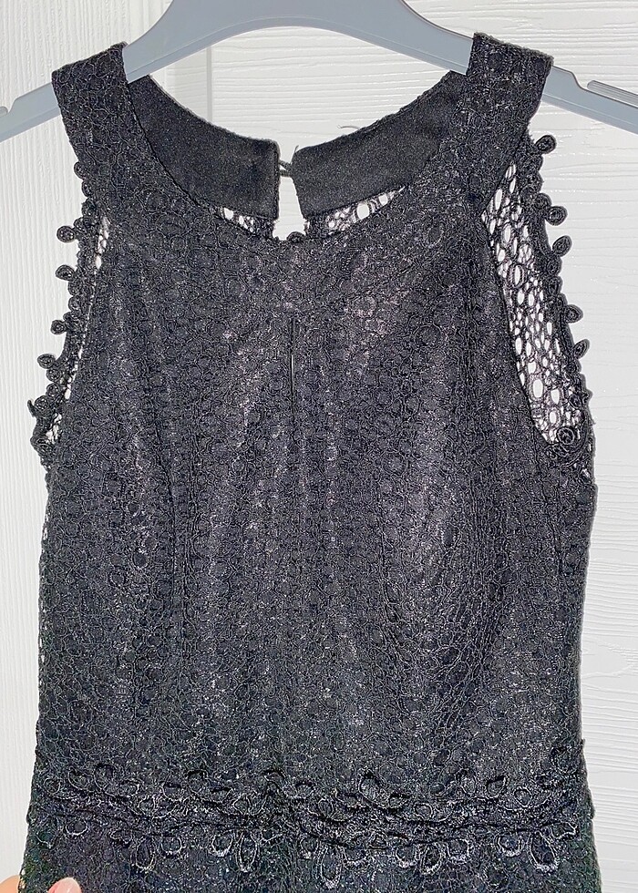 Genç kız dantelli elbise - Görsel 2