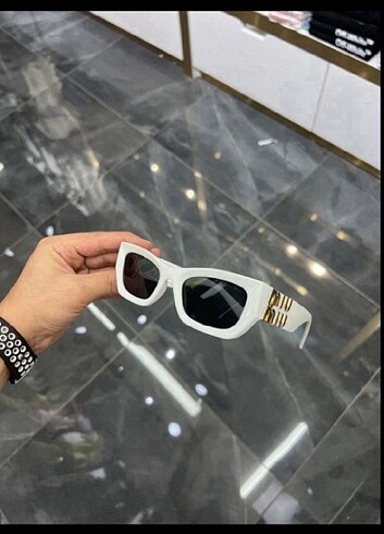 Miu Miu Kadın Güneş Gözlük