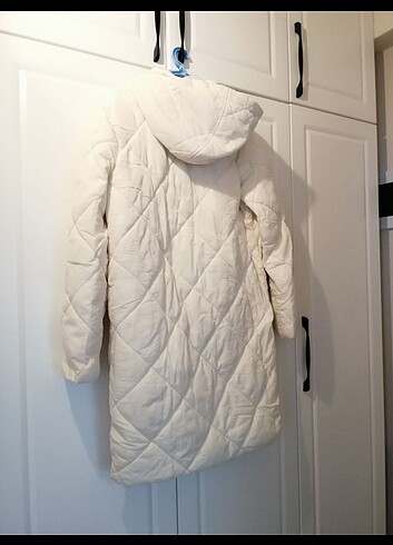 LC Waikiki Krem Rengi kapitone mont
