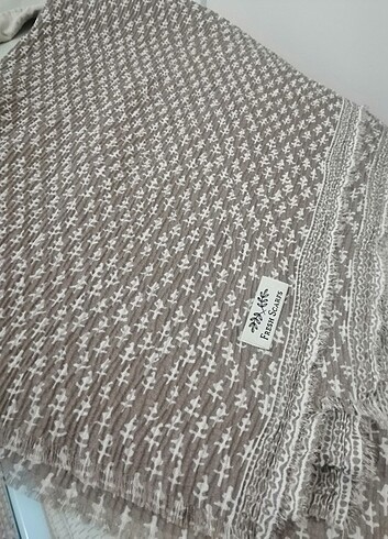 Fresh scarfs kendinden kırışık şal 