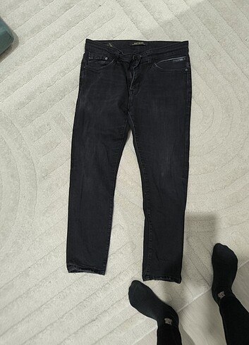 33 Beden Siyah jean
