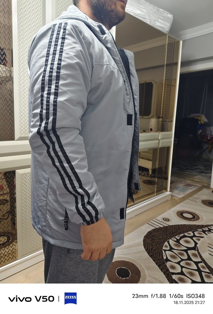 Gri Erkek Kapüşonlu Rüzgarlık Mont - Görsel 4