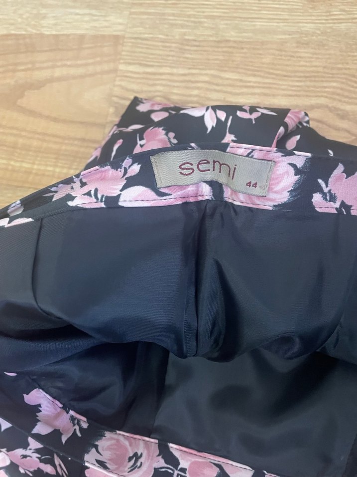 Pembe Çiçekli Piliseli Mini Etek - Görsel 2