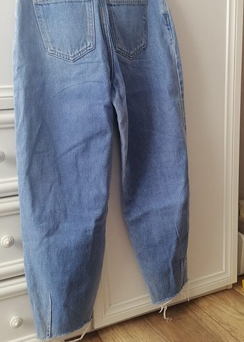 zara mom kesim yüksek bel bol kesim Kadın Denim Jean - Görsel 2