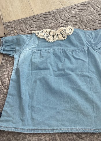 9 Yaş Beden Kız Çocuk Mavi Denim Dantel Yakalı Bluz yaş belirtn