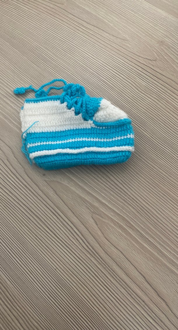 Mavi Örgü Erkek Bebek Patik - Görsel 3