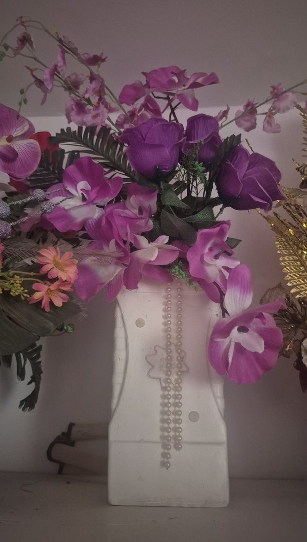 Pastel Mor Çiçekli Dekoratif Vazo - Görsel 4