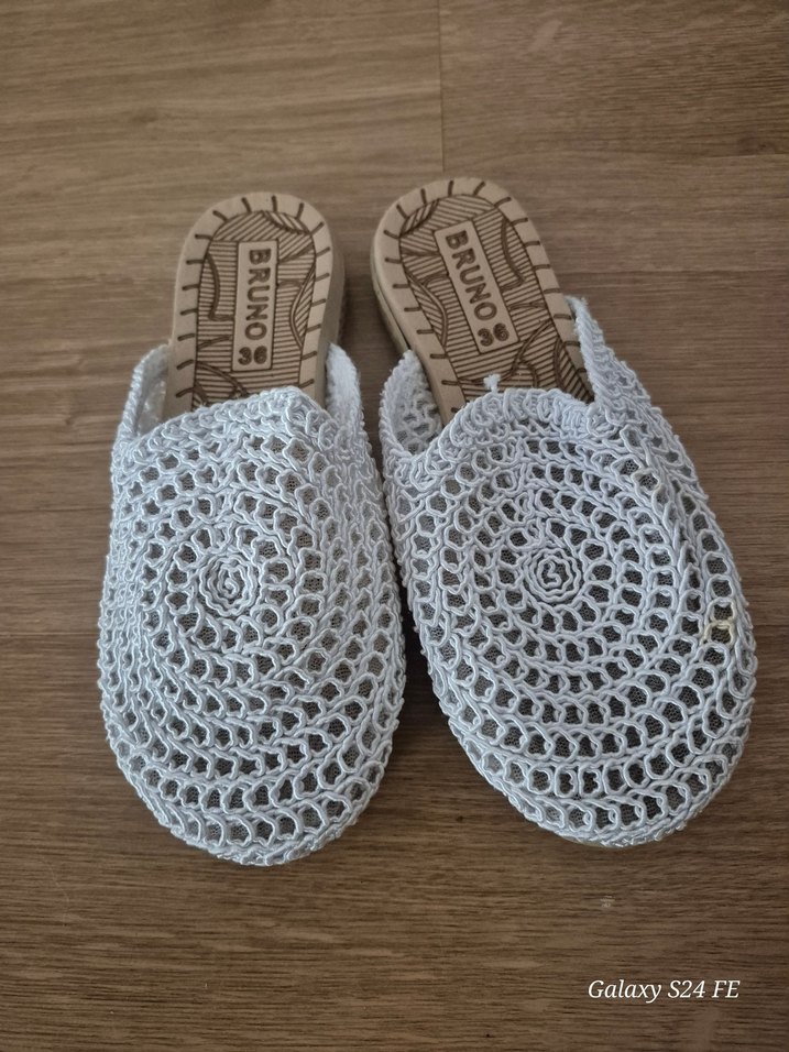 Örgü Beyaz Kadın Dolgu Topuk Terlik - Görsel 3