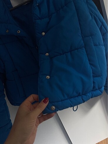 36 Beden Bershka mont