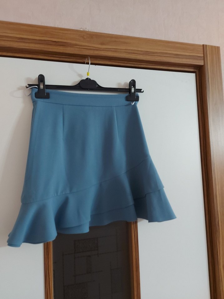 Kadın Mini Etek Fırfırlı Detaylı - Görsel 3