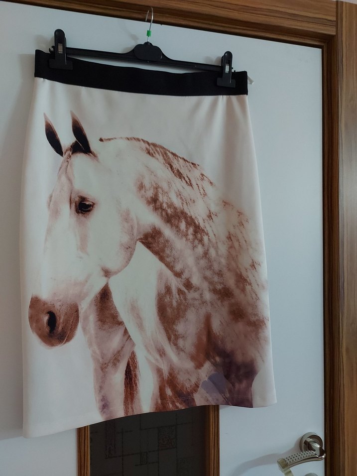 Bej Desenli Kısa Ofis Eteği - Görsel 3