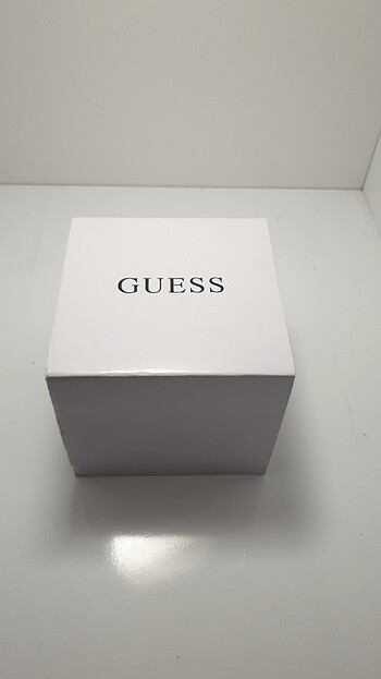 Guess Saat kutusu 