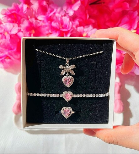 Diğer Gümüş Love Set