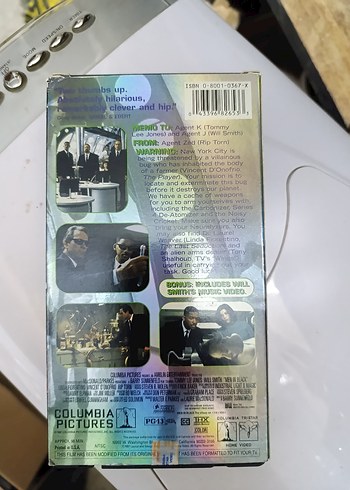 Men in Black VHS Kaset - Görsel 2