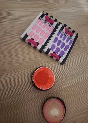 Pastel Pembe Jel Tırnak Süsleri ve Jel - Görsel 2