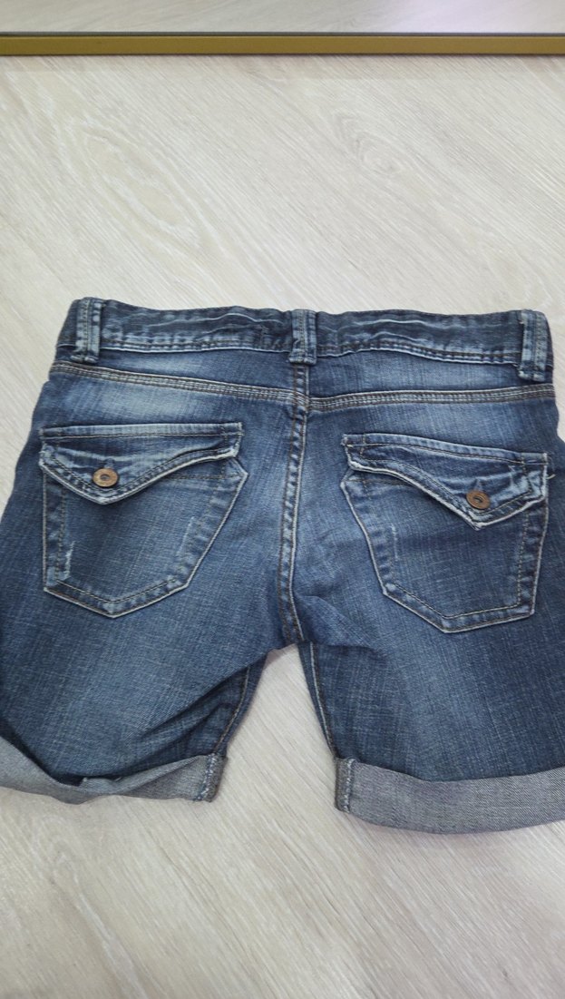 Gri Renkli Kadın Bol Kesim Mini Denim Şort - Görsel 3