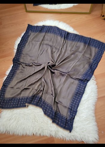 Kadın i Drape Desenli Şal