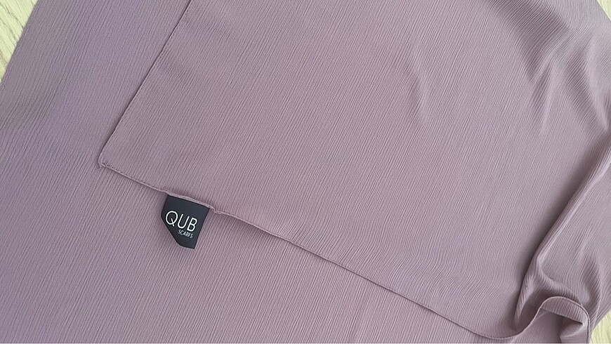 QUB SCARFS
