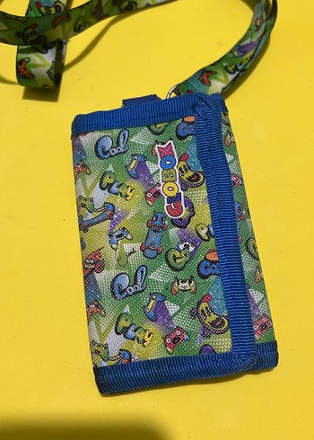 Renkli Baskılı Çocuk Cüzdanı ve Boyun Askısı - Görsel 2