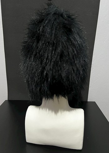 Kadın Siyah Kürklü Gotik Şapka - Görsel 4