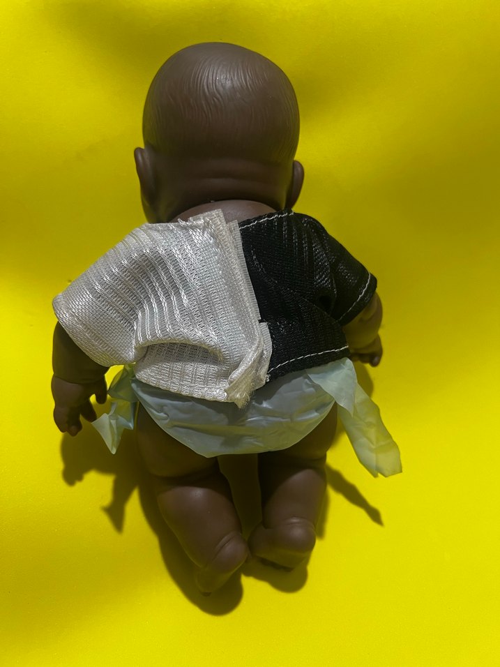 Siyahi Erkek Bebek - Görsel 4