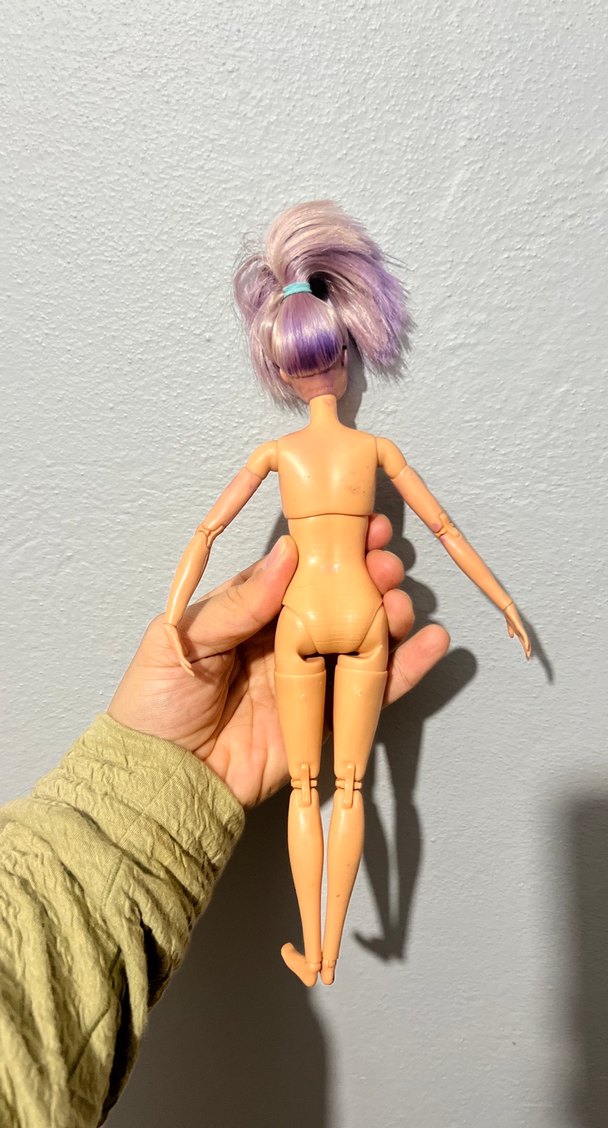 Mor Saçlı Eklemli Bebek - Görsel 4