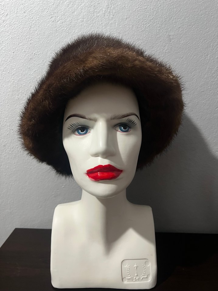 Kahverengi Kürklü Kadın Yün Şapka - Görsel 2