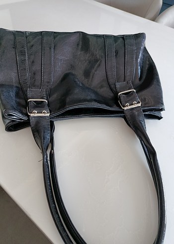 Kadın Siyah Deri Tokalı Çanta - Görsel 2