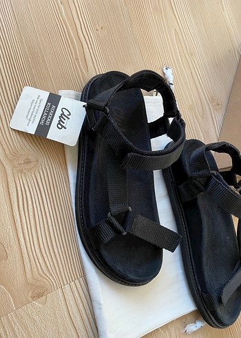 Erkek Siyah Cırt Cırtlı Sandalet - Görsel 2