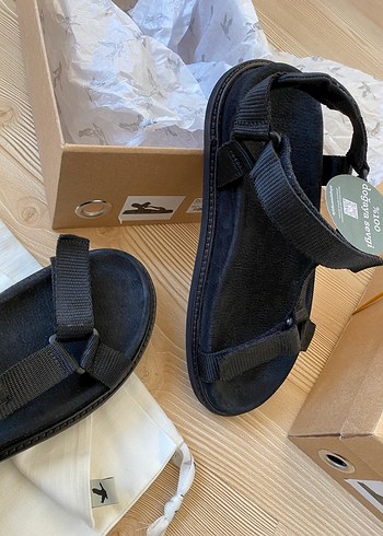 Erkek Siyah Cırt Cırtlı Sandalet - Görsel 4