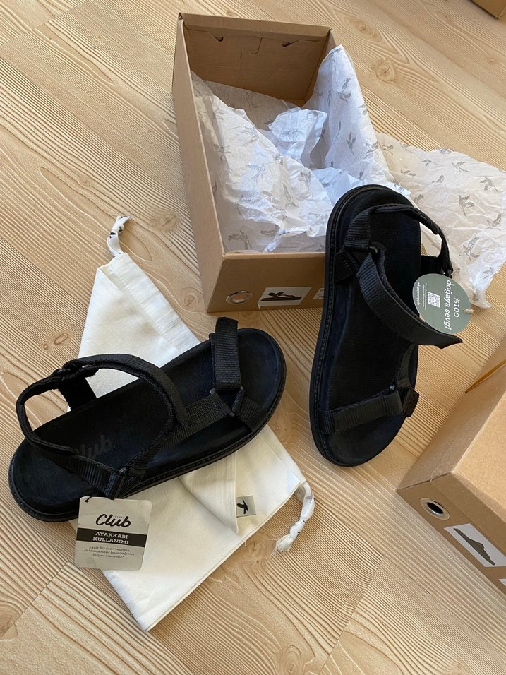 Erkek Siyah Cırt Cırtlı Sandalet - Görsel 3