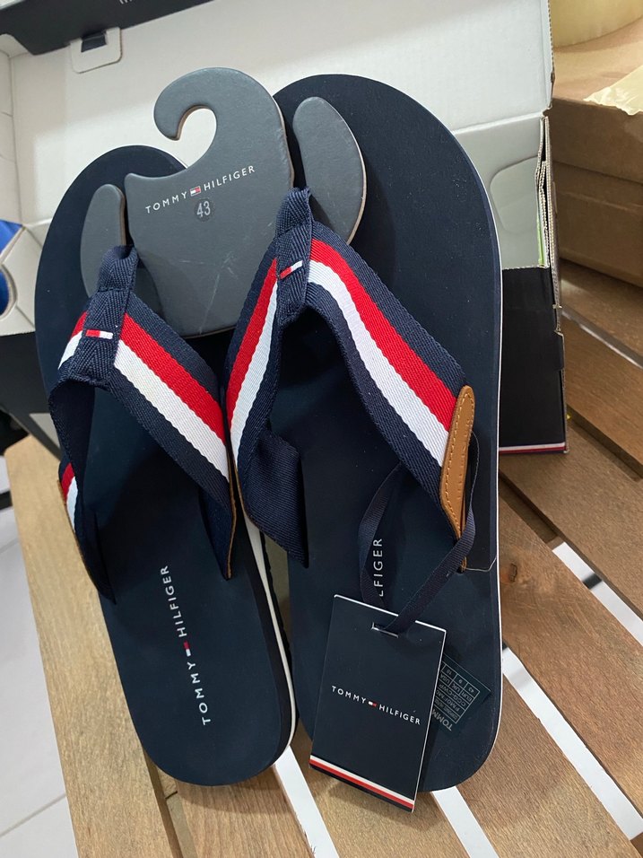 Tommy Hilfiger Erkek Lacivert Parmak Arası Terlik - Görsel 4