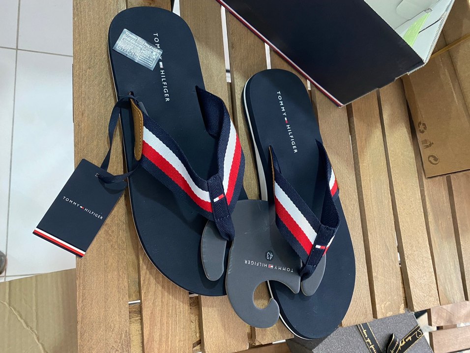 Tommy Hilfiger Erkek Lacivert Parmak Arası Terlik - Görsel 2