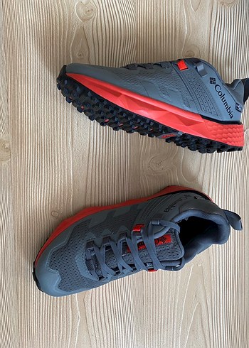 Columbia Gri Erkek Outdoor Spor Ayakkabı - Görsel 3