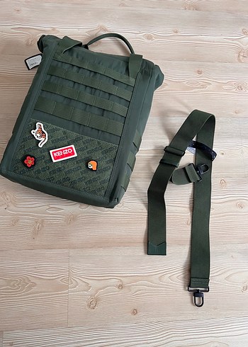 Kenzo Haki Taktik Canta Sehir Ve Doga İcin Pratik