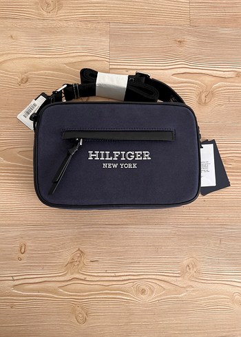 Tommy Hilfiger Hilfiger Lacivert Capraz Canta