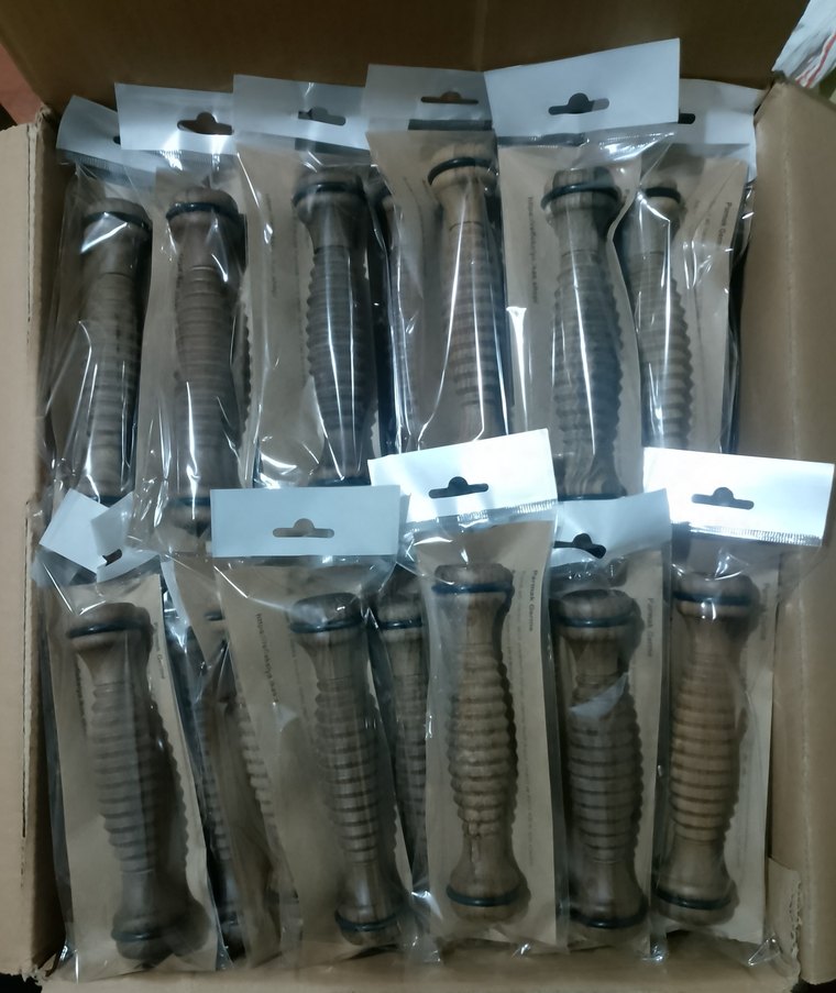 Antibakteriyel Ceviz Ağacı Ayak Masaj Aleti - Görsel 3