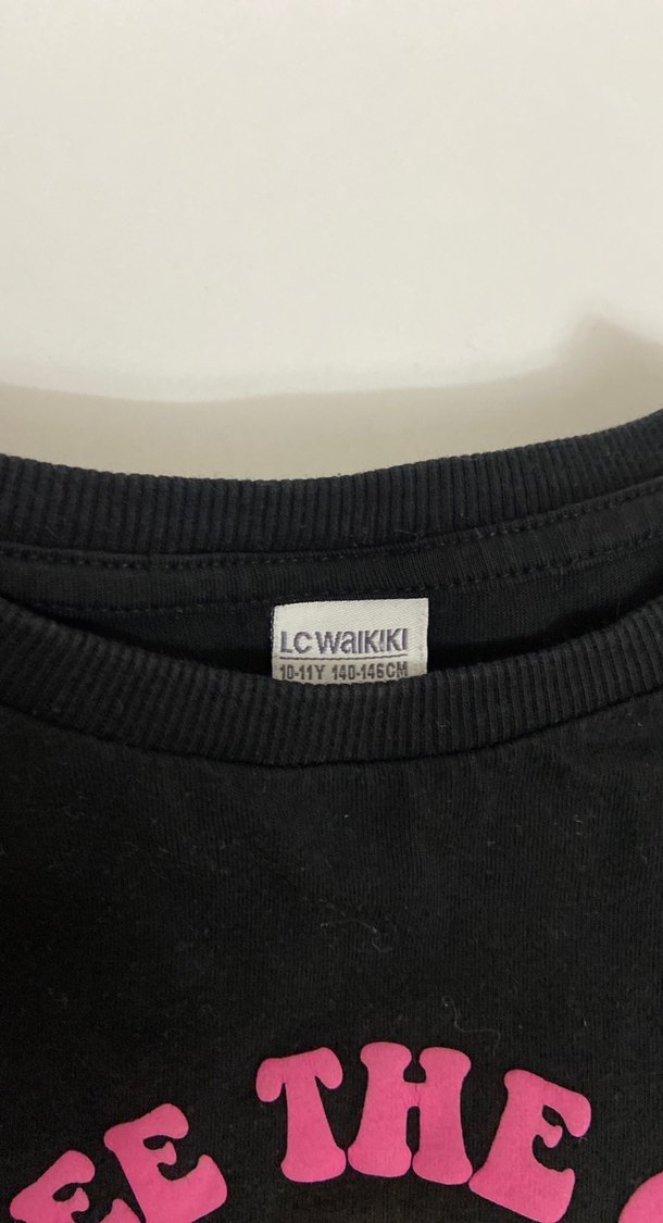 Kız Çocuk Siyah Renkli Baskılı Tişört - Görsel 2