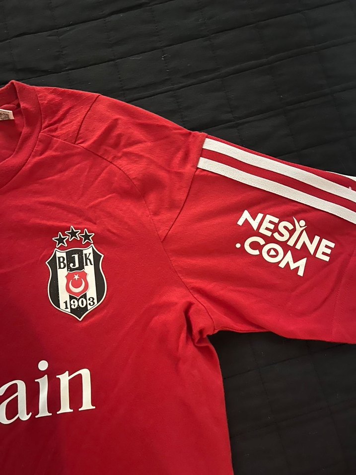 Beşiktaş orijinal forma qr kodlu sona ekledim - Görsel 3
