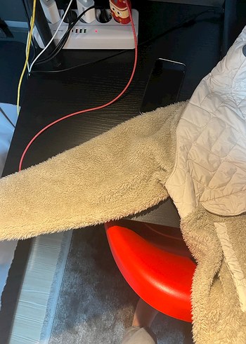 Kapüşonlu düğmeli gri-beyaz kadın ceket - Görsel 3