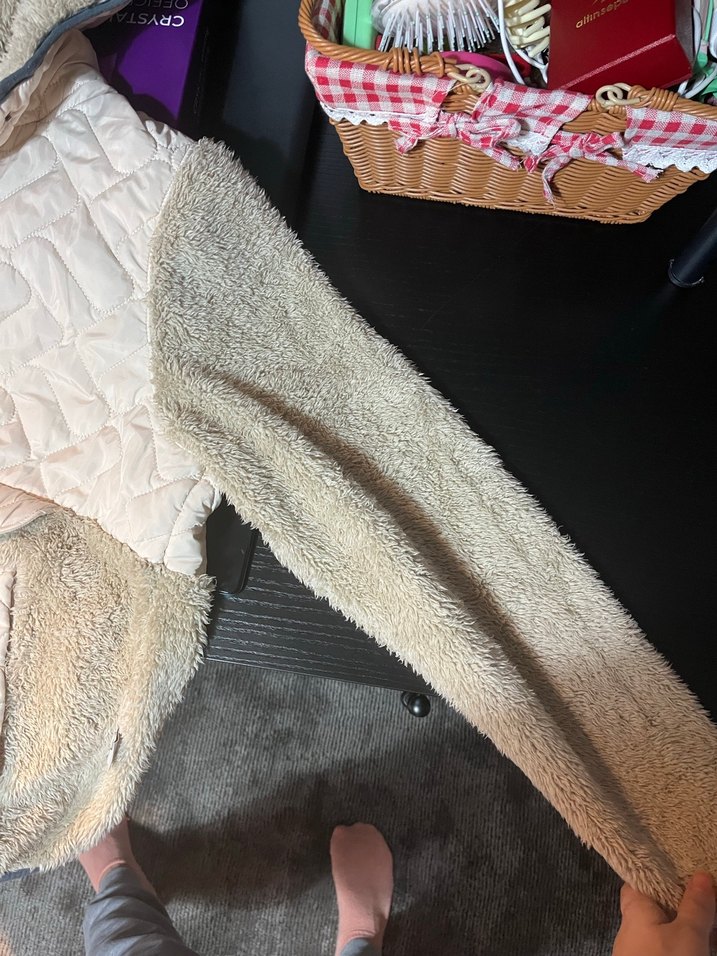 Kapüşonlu düğmeli gri-beyaz kadın ceket - Görsel 4