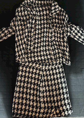 Kadın Siyah Beyaz Desenli Midi Ceket Etek Takım - Görsel 4